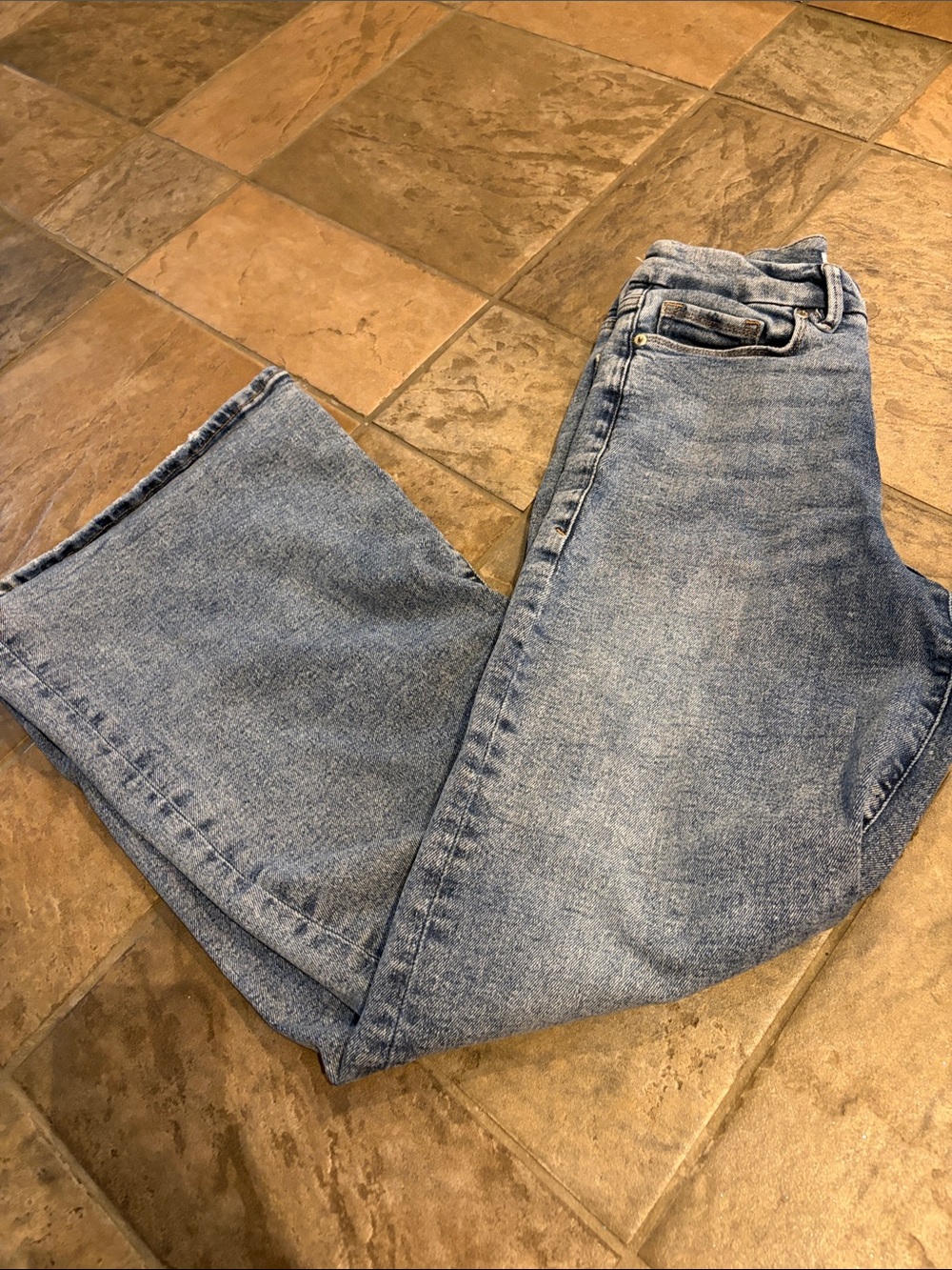 Good American Light Blue High-Rise Jeans